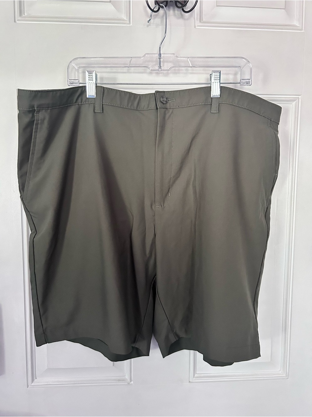 Greg Norman Collection Olive Performance Flat Front Shorts